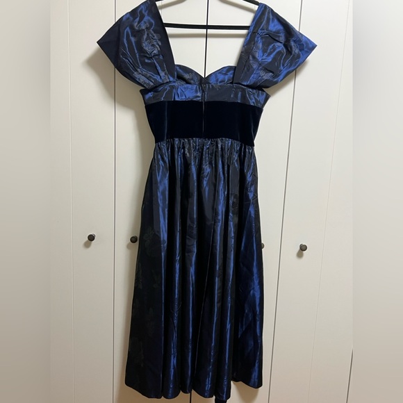 Vintage Laura Ashley Taffeta sweetheart dress size 12 - Picture 2 of 7